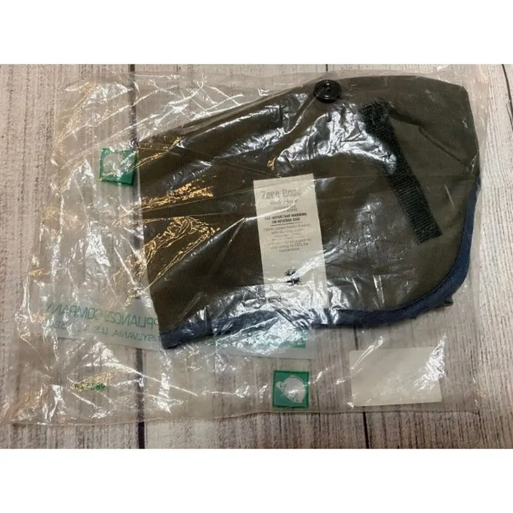 NWT Zero Hood Winter Gray Liner For Helmet